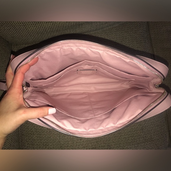 Coach Laptop Bag In Signature - Picture 8 of 9